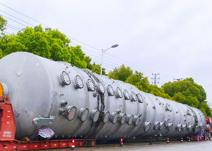 Kolòn Distilasyon Atmosferik